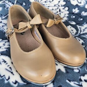 Kids Bloch size 10 Tap shoes